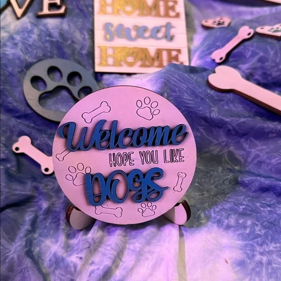Dog-Themed Decorative Signs and Accessories - Picture 2 of 4